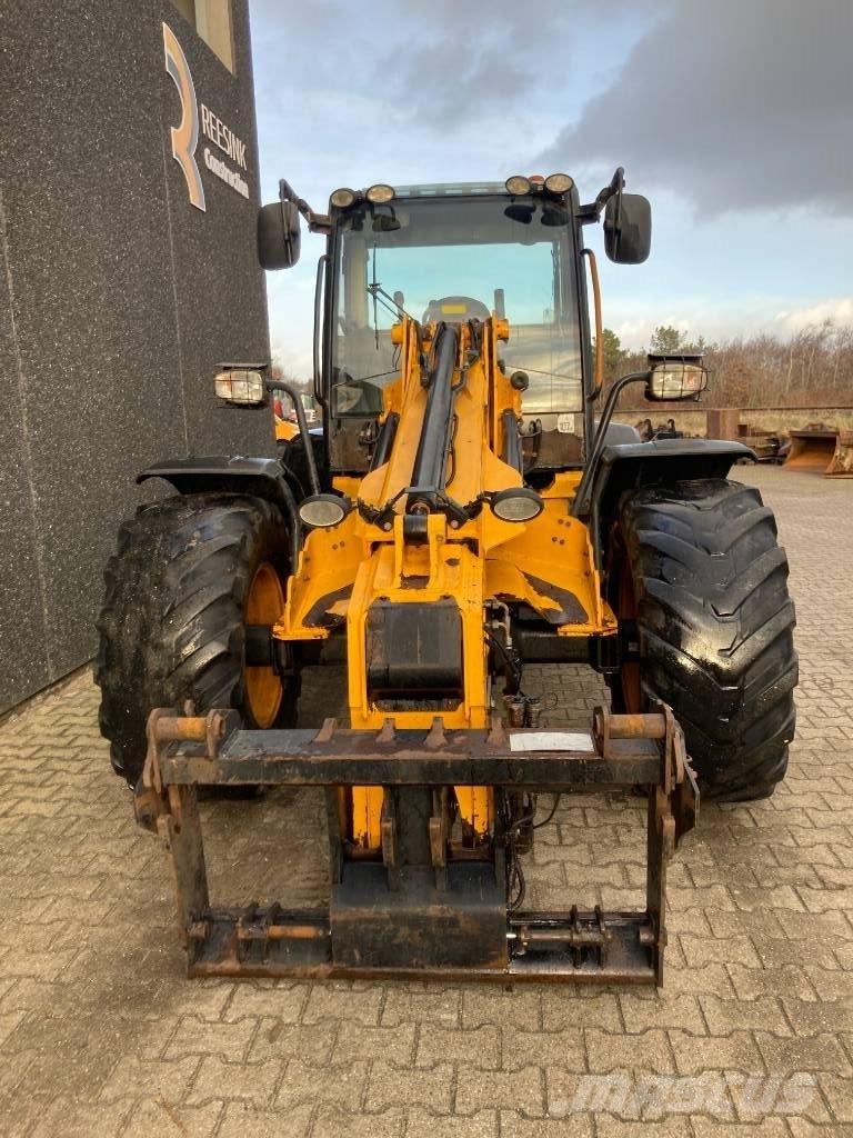 JCB TM 310 S 農業用伸縮臂裝載機
