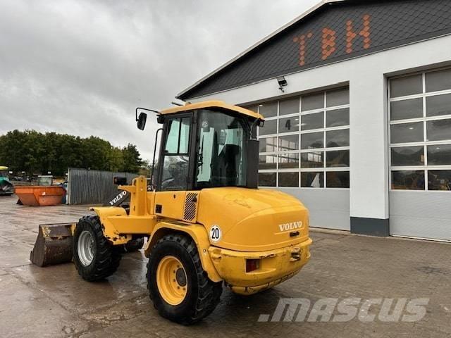 Volvo L 35 B 輪胎式裝載機
