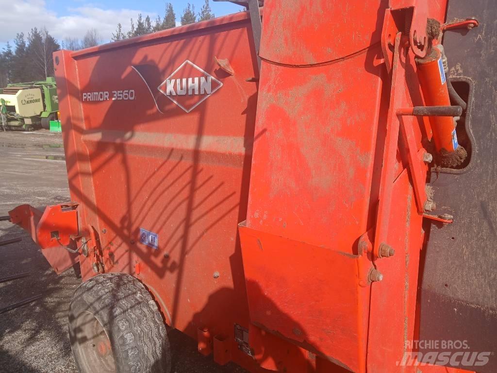 Kuhn Primor 3560 草捆撕碎機、切割機、拆袋機