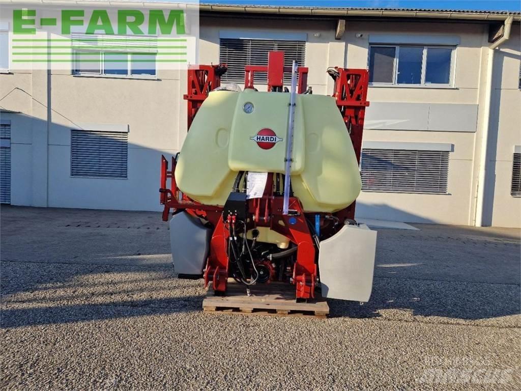 Hardi Mega 12 牽引式噴霧機
