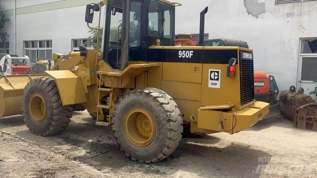 CAT 950 F 輪胎式裝載機