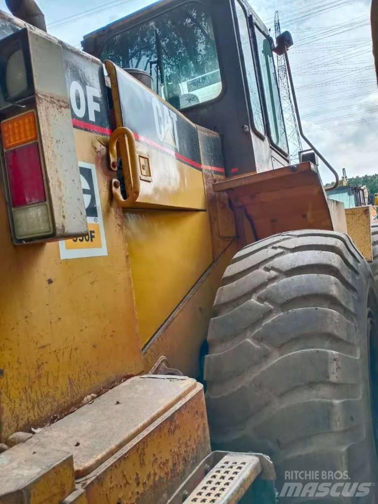 CAT 950 F 輪胎式裝載機