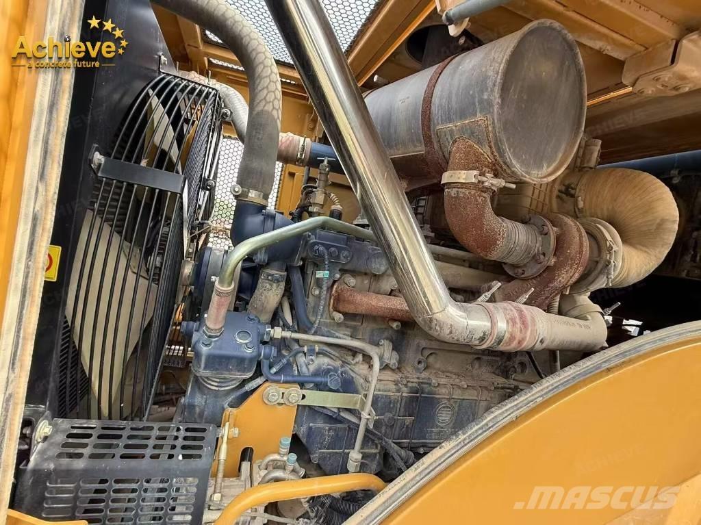 SEM 655D 輪胎式裝載機