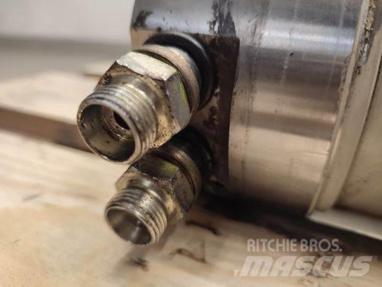 Merlo 40.25  actuator 吊桿和鏟斗