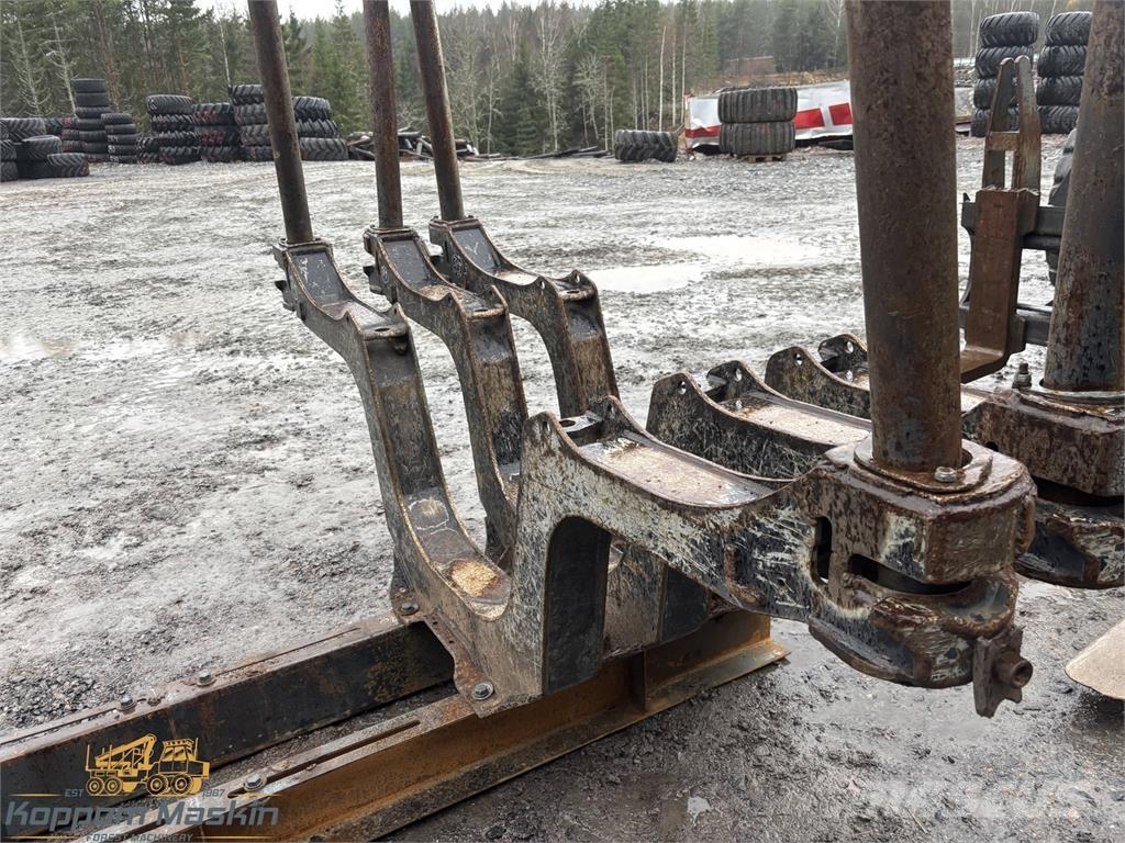 Komatsu 845 其他組件