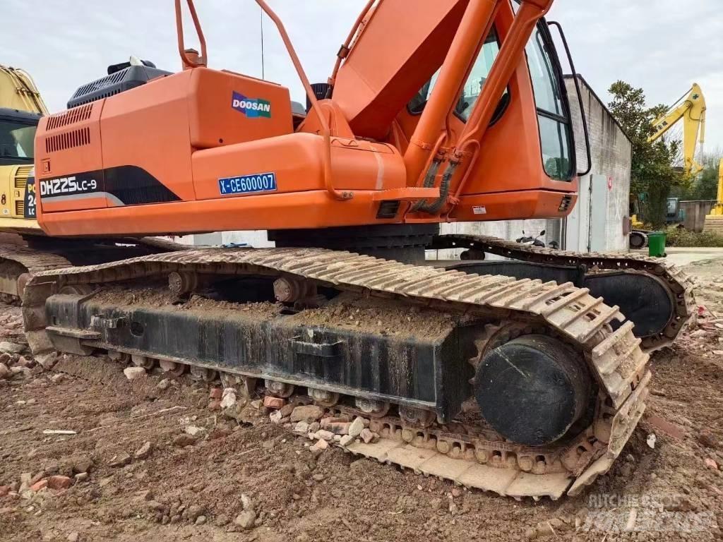 Doosan DX 225LC-9C 履帶式 挖土機/掘鑿機/挖掘機