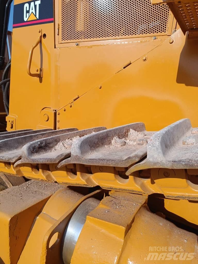 CAT D 9 R 履帶推土機
