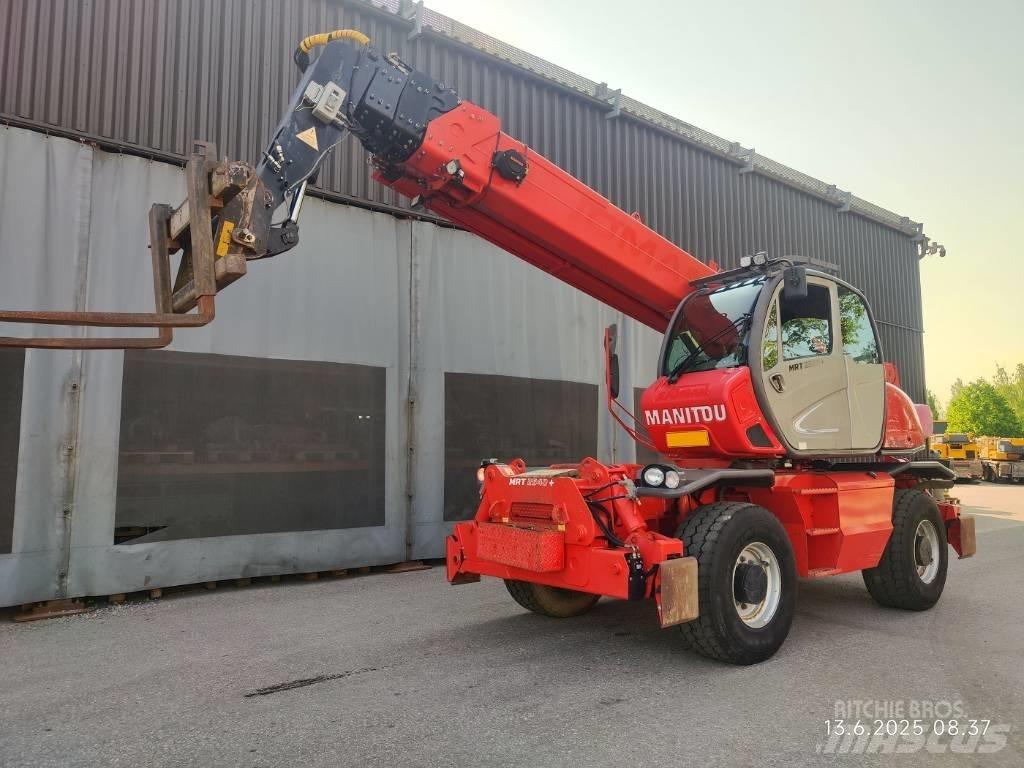 Manitou MRT 2540 伸縮臂操作車