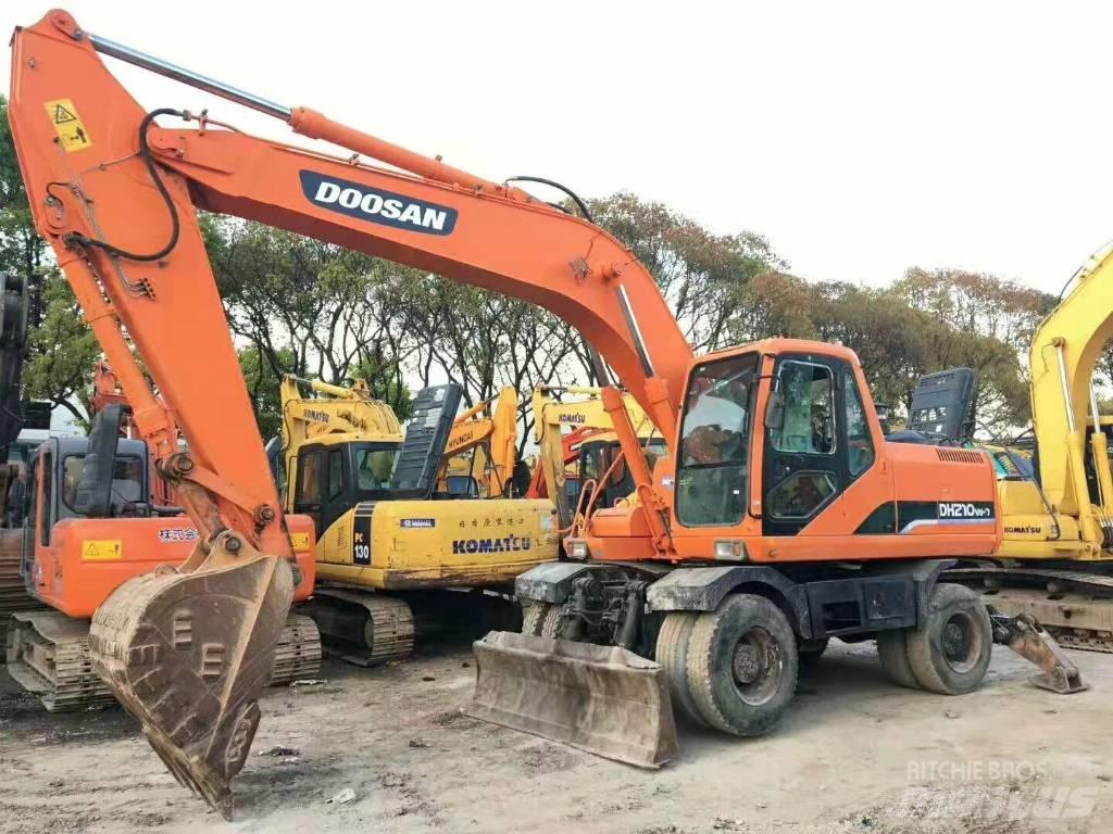 Doosan DH210W-7 旋轉式挖土機/掘鑿機/挖掘機