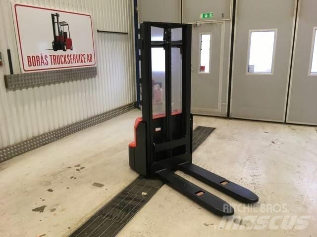 Noblelift PSE 12 N 行走控制式堆積機