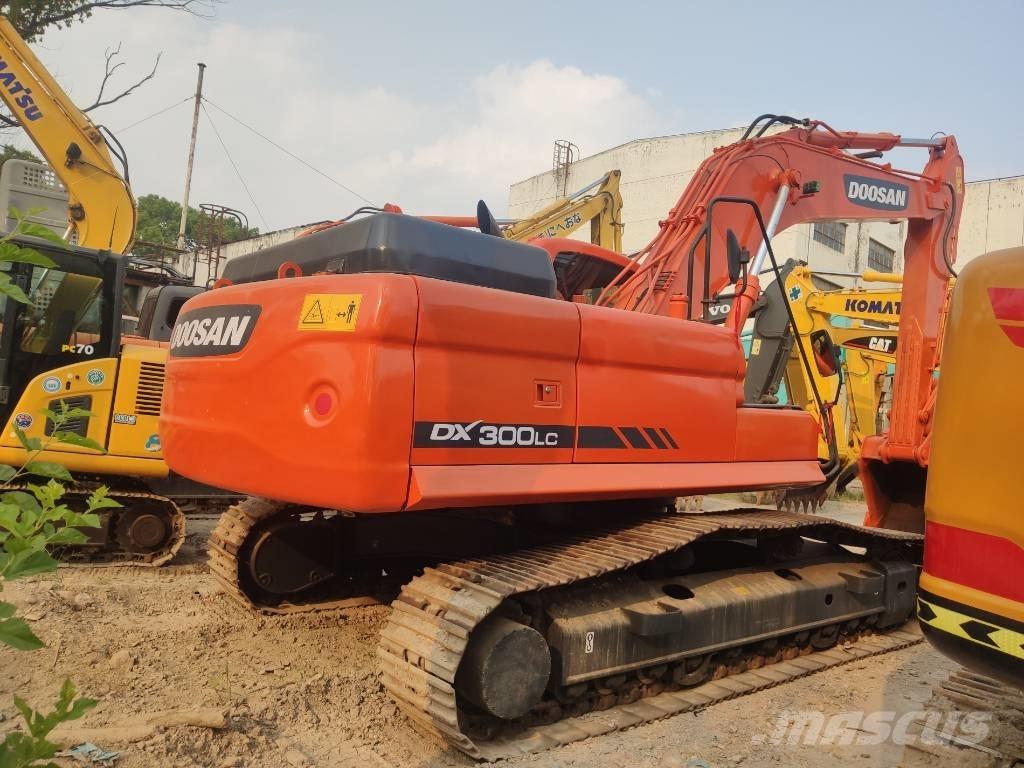 Doosan dx300 履帶式 挖土機/掘鑿機/挖掘機