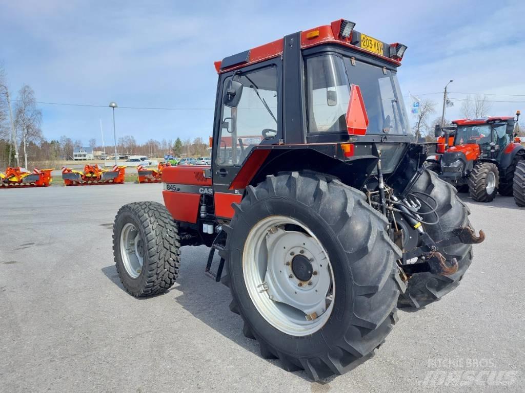 Case IH 845 XL Turbo 曳引機