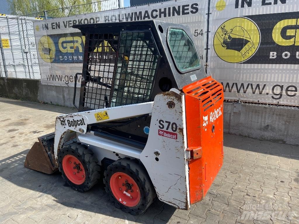 Bobcat S70 滑移轉向裝載機