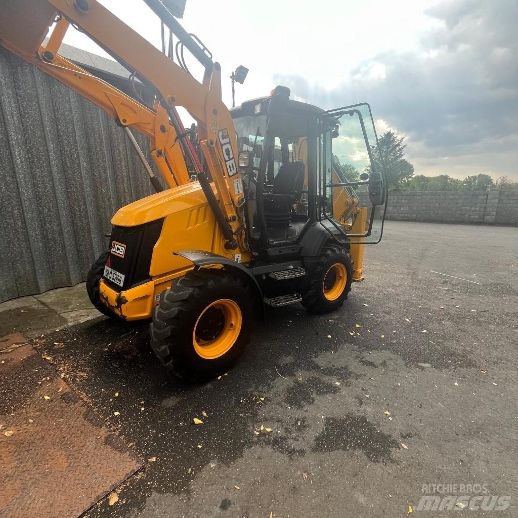 JCB 3CX Compact 反鏟裝載機