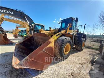Komatsu WA 380-6 輪胎式裝載機