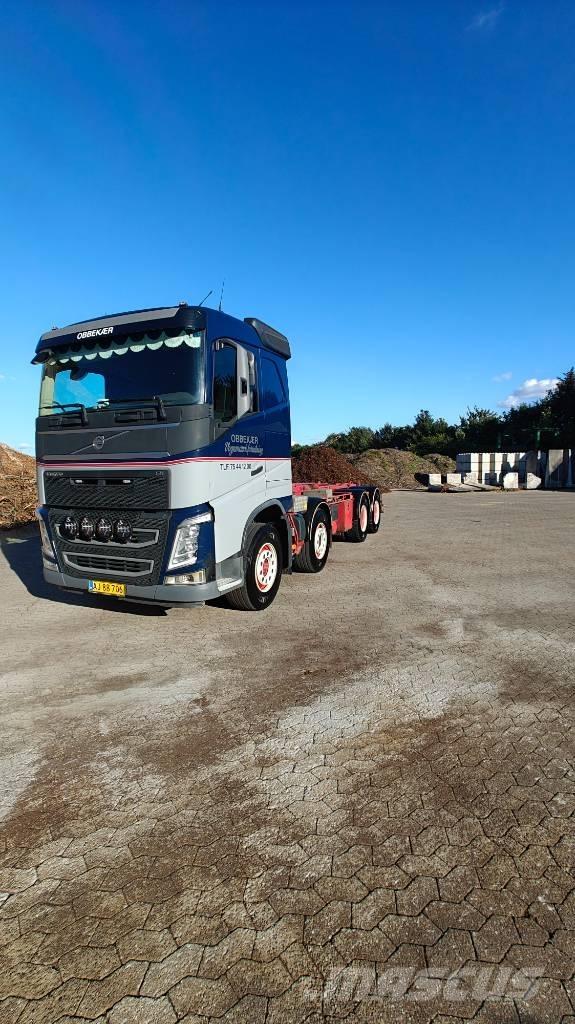 Volvo FH 500 8x4 吊鉤式起重車