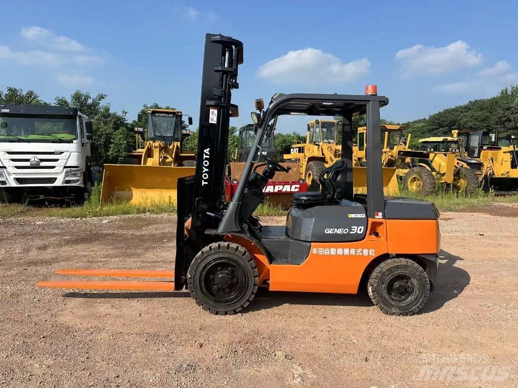 Toyota 30 Forklift 柴油卡車