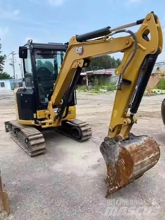 CAT 303 CR 小型挖土機/掘鑿機<7t(小型挖掘機)