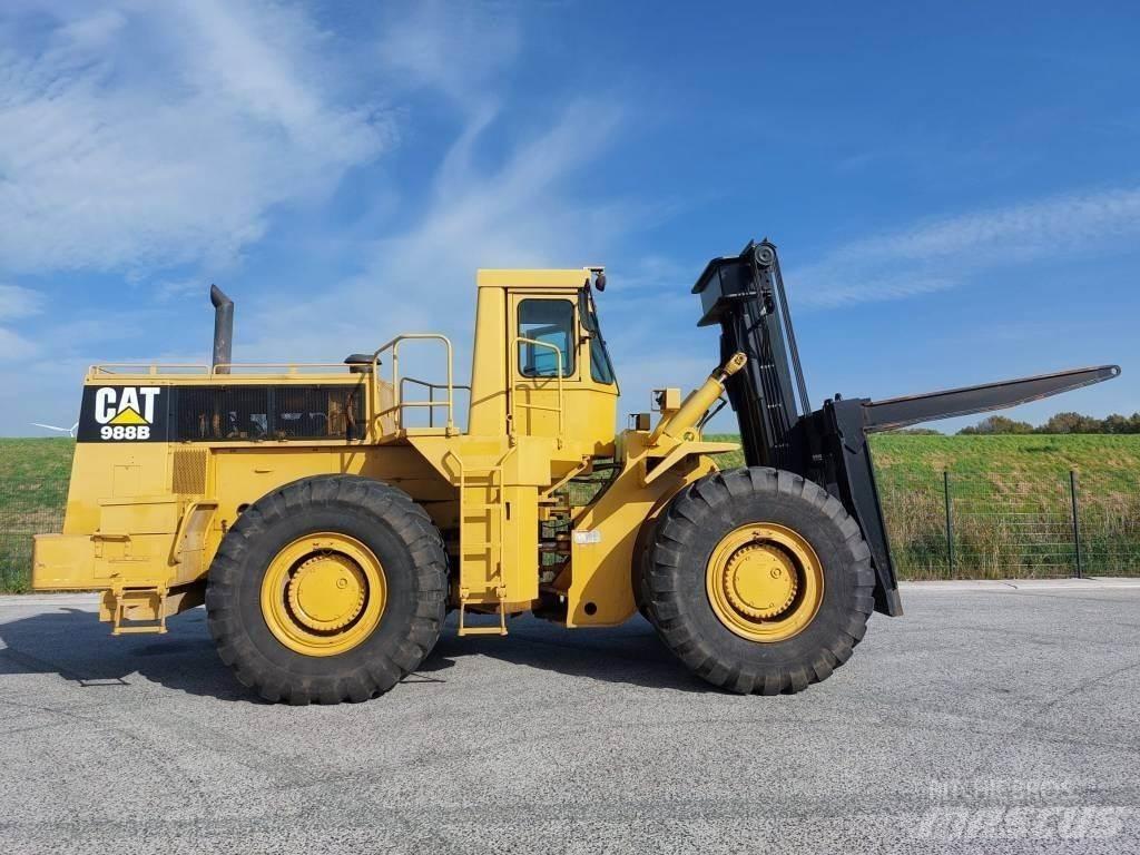 CAT 988 B 輪胎式裝載機