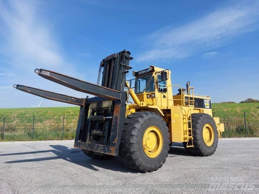 CAT 988 B 輪胎式裝載機
