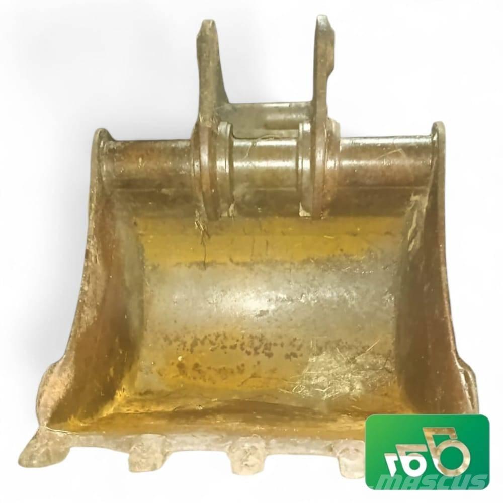 JCB 3CX 750mm Bucket 底盤和懸架