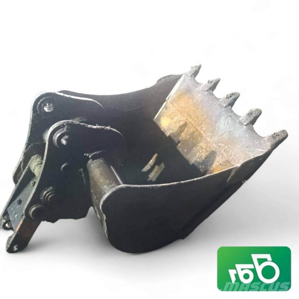 JCB 3CX 750mm Bucket 底盤和懸架