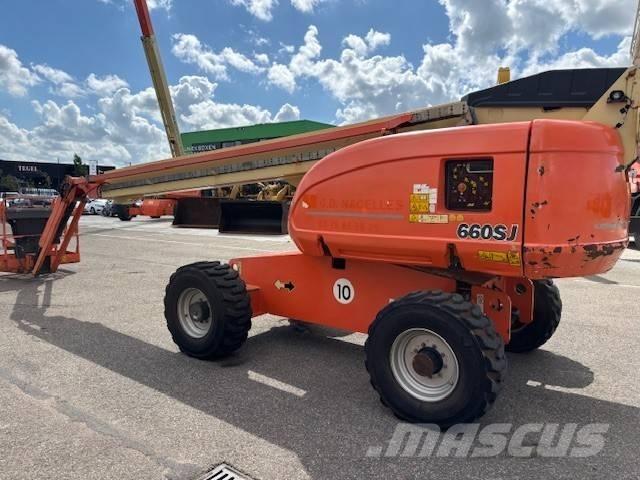 JLG 660 SJ 伸縮臂高空作業車