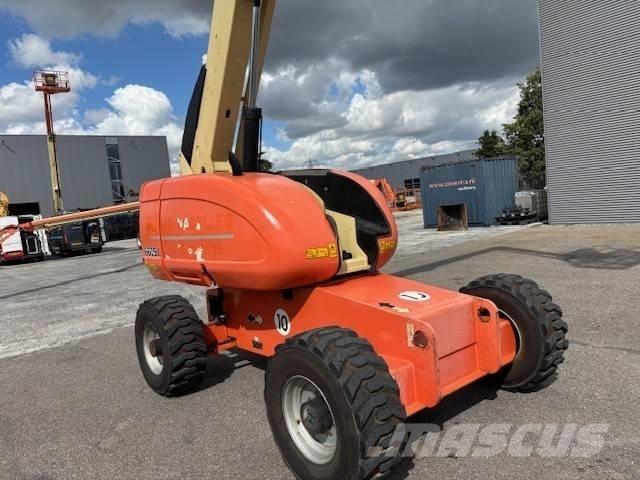 JLG 660 SJ 伸縮臂高空作業車