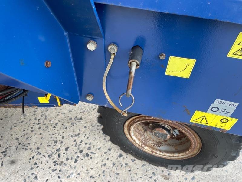 Siloking 13 cbm 混合餵料機