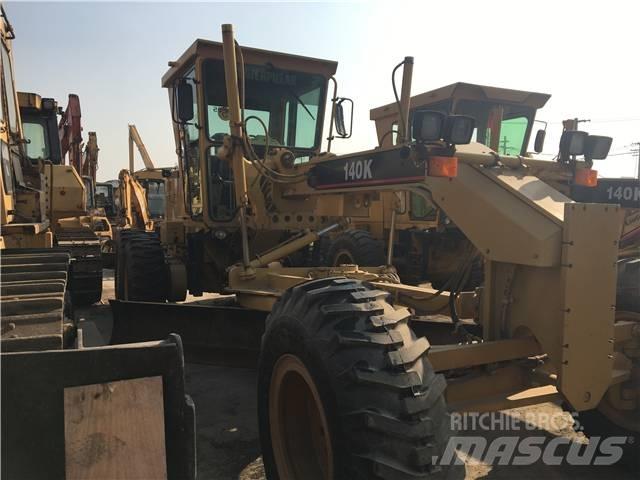 CAT 140K 平土機