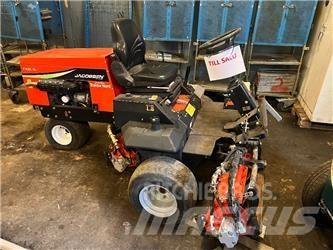 Jacobsen T-PLEX185 騎乘式割草機