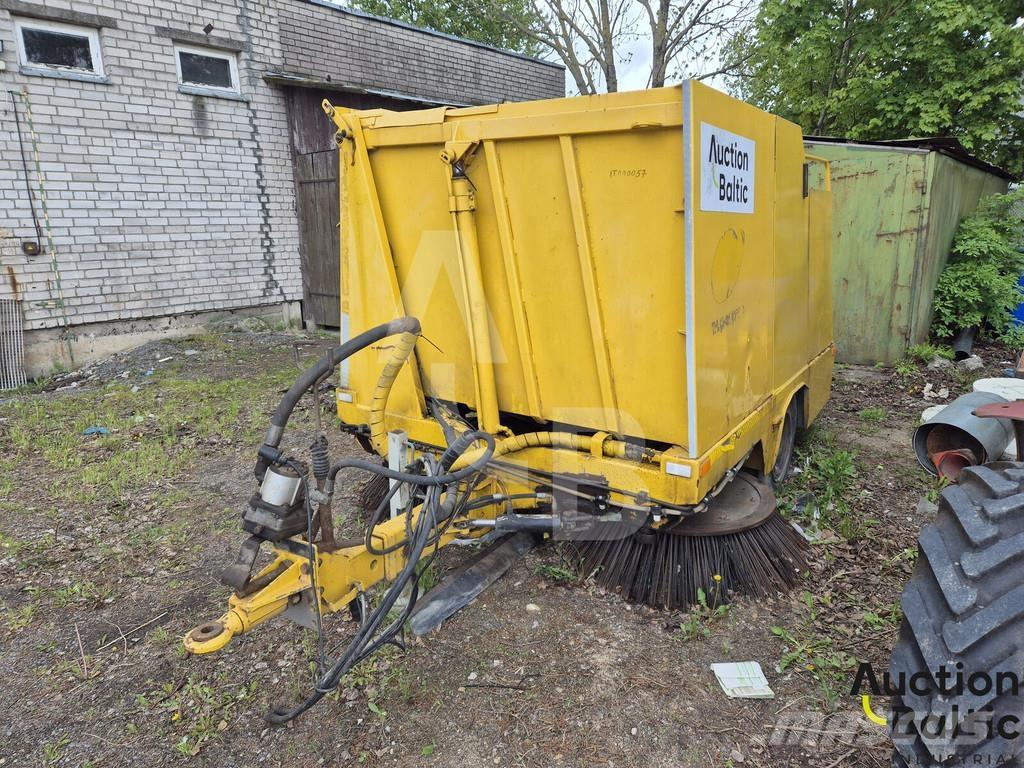 Broddway 1900 掃倉機