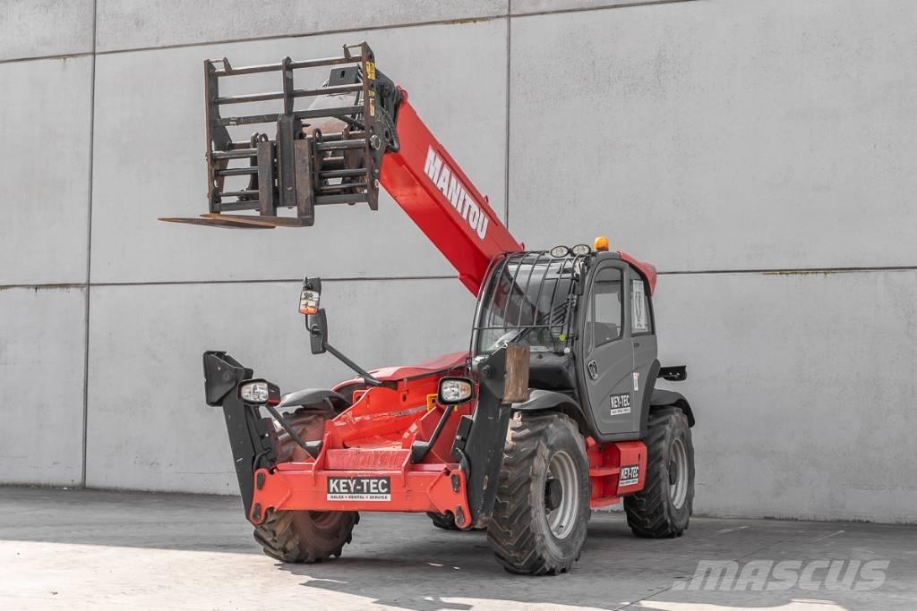 Manitou MT 1440 伸縮臂操作車