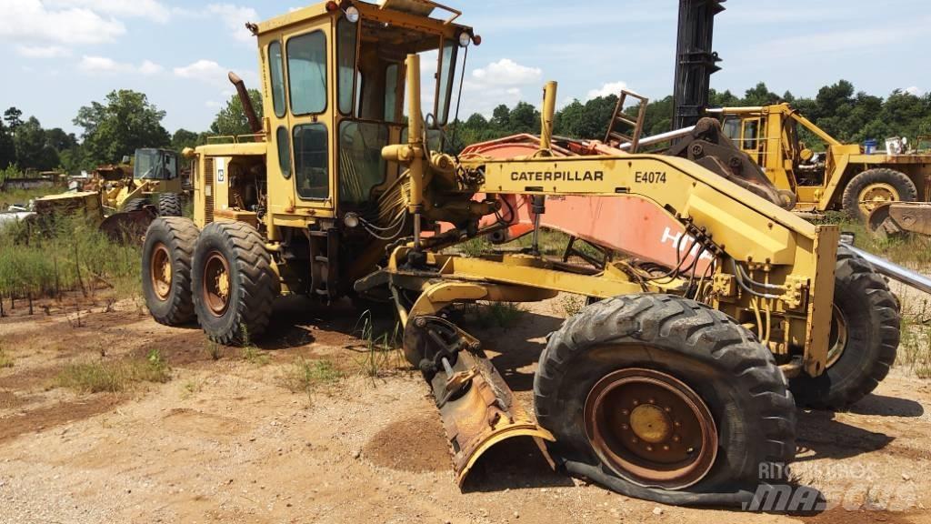 CAT 140 G 平土機