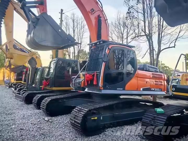 Doosan DX 300 LC 履帶式 挖土機/掘鑿機/挖掘機