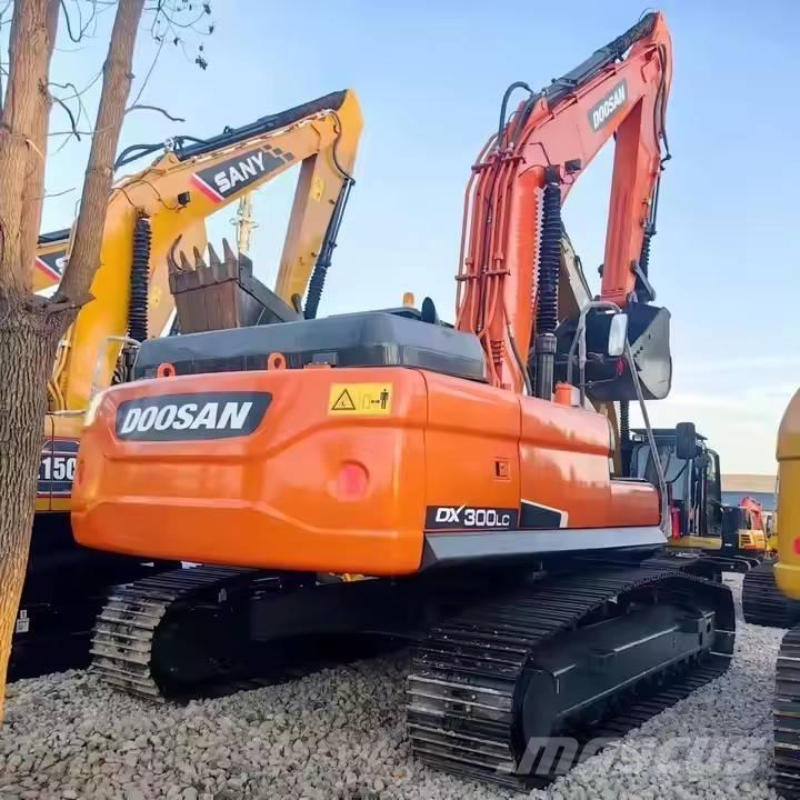 Doosan DX 300 LC 履帶式 挖土機/掘鑿機/挖掘機