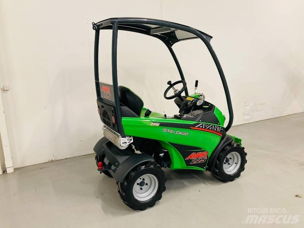 Avant 225 小型裝載機