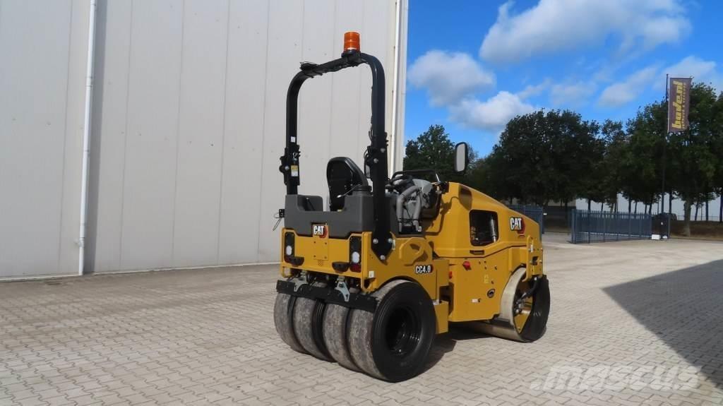 CAT CC4.0 複合式滾壓機