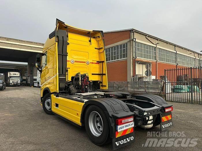 Volvo FH500 曳引機組件