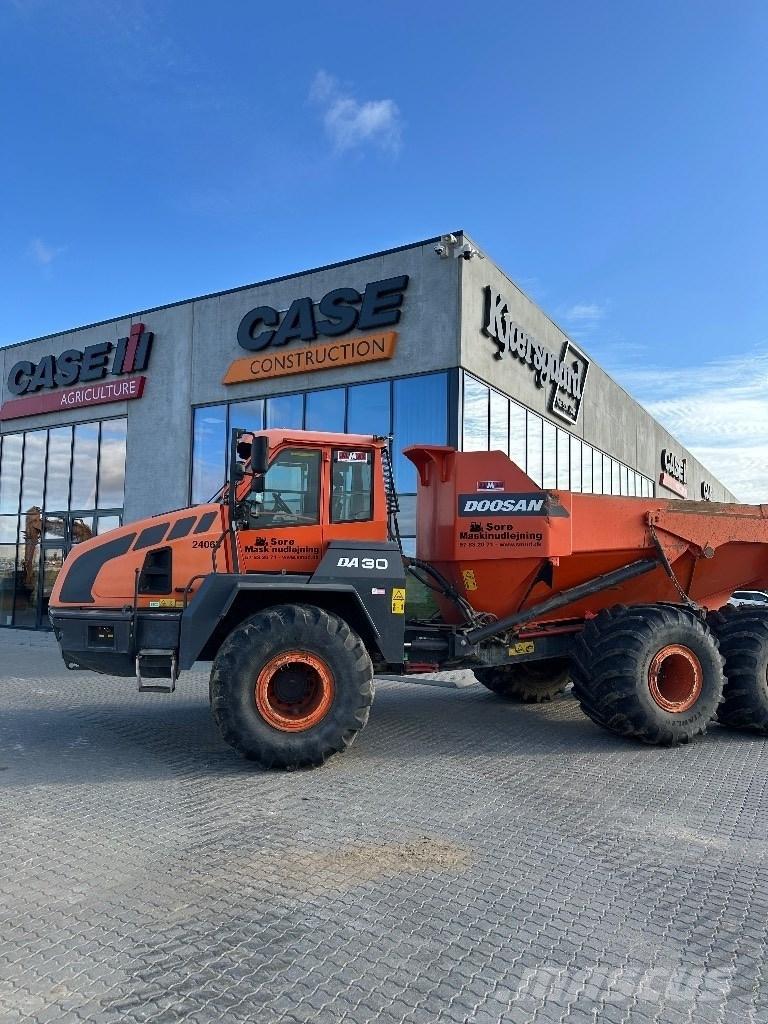 Doosan DA 30 鉸接式起吊車