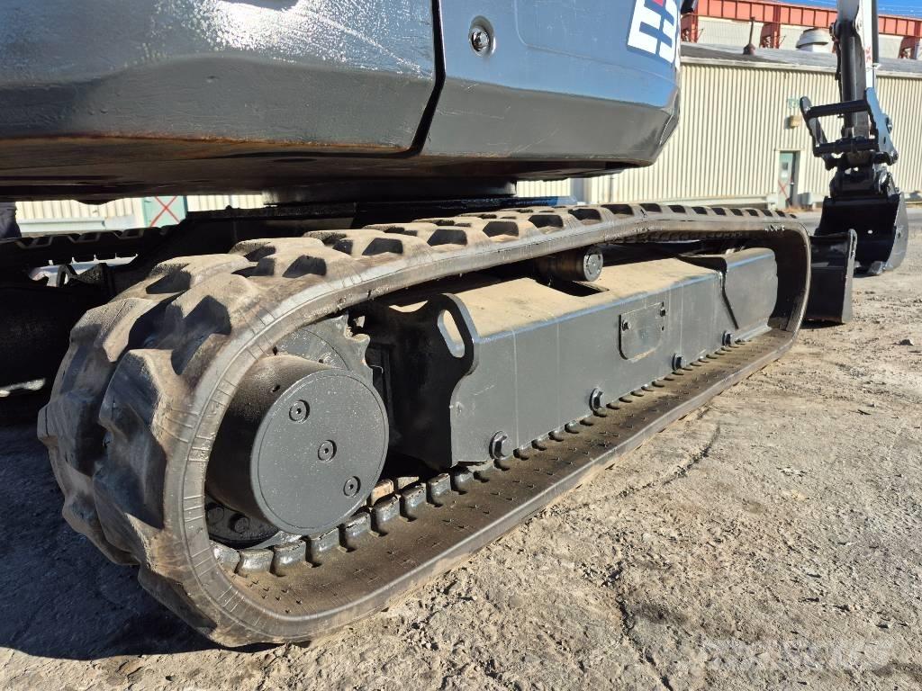 Bobcat E 32 小型挖土機/掘鑿機<7t(小型挖掘機)