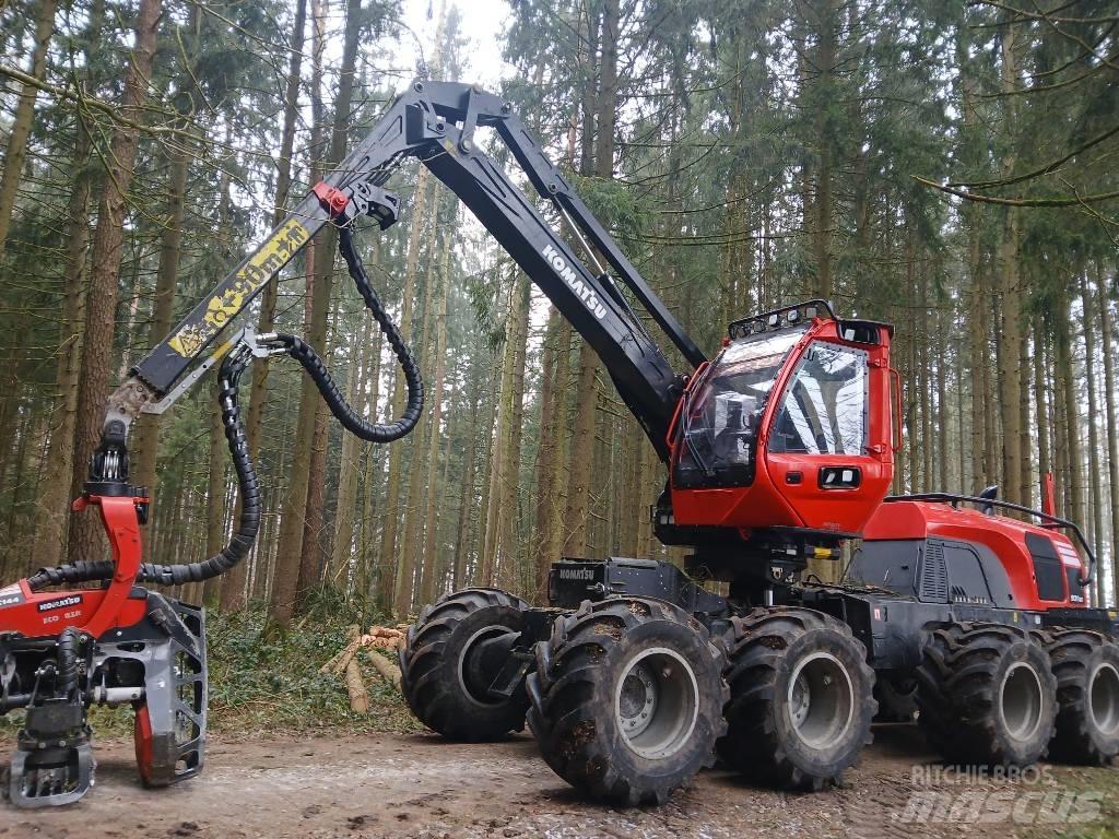 Komatsu 931 XC 收穫機
