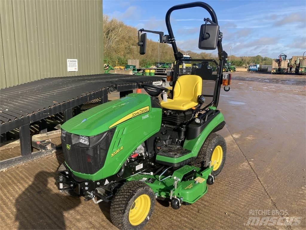 John Deere 1026R 小型曳引機