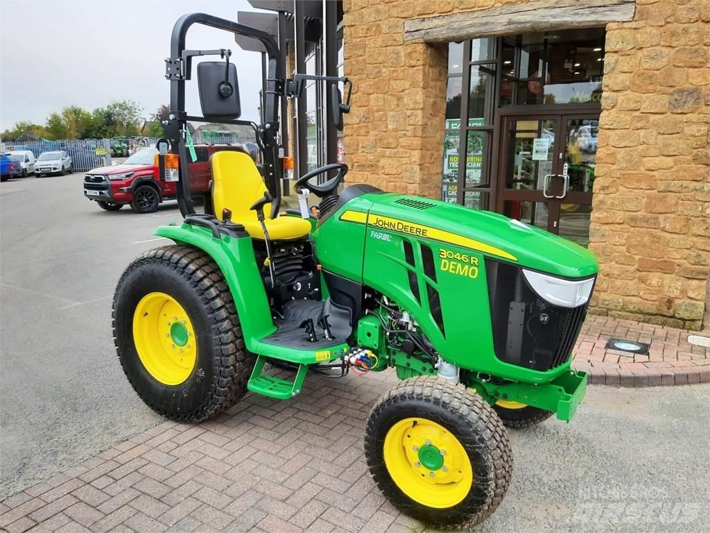John Deere 3046R 小型曳引機