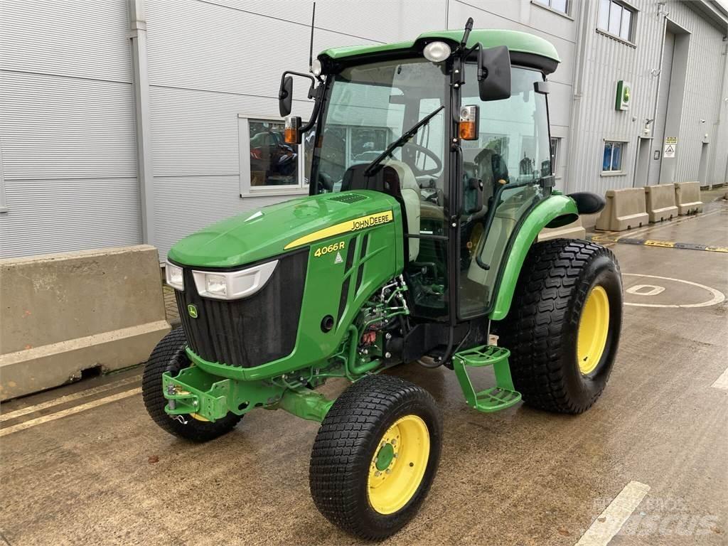 John Deere 4066R 小型曳引機