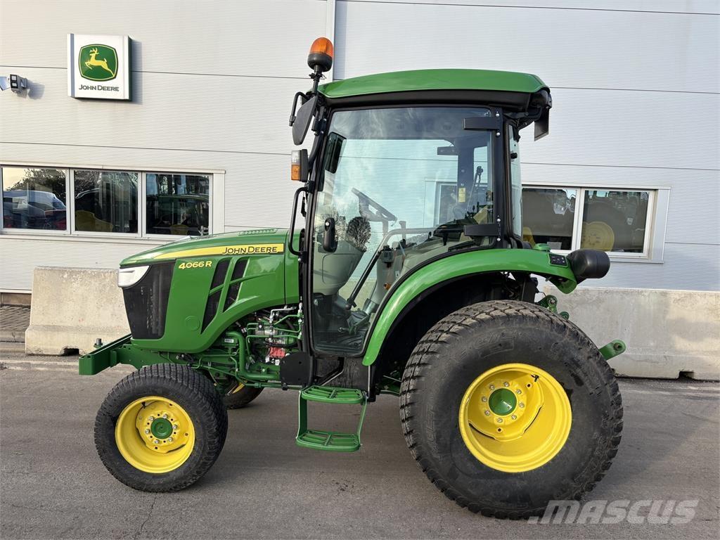 John Deere 4066R 小型曳引機