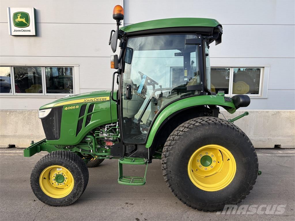 John Deere 4066R 小型曳引機