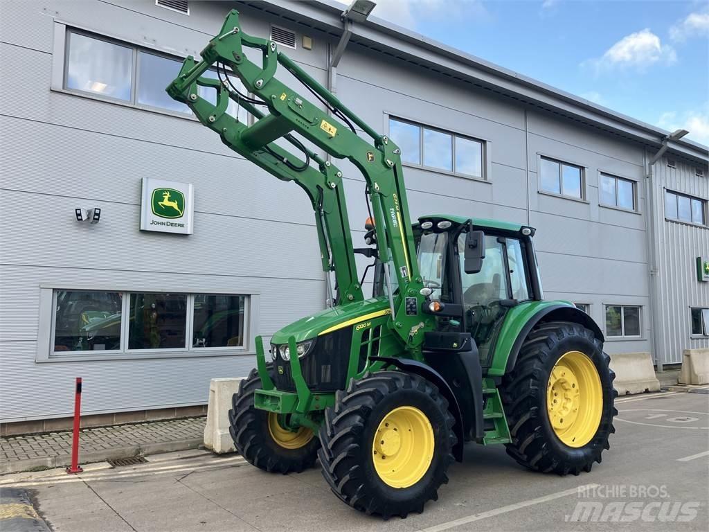 John Deere 6120M 曳引機