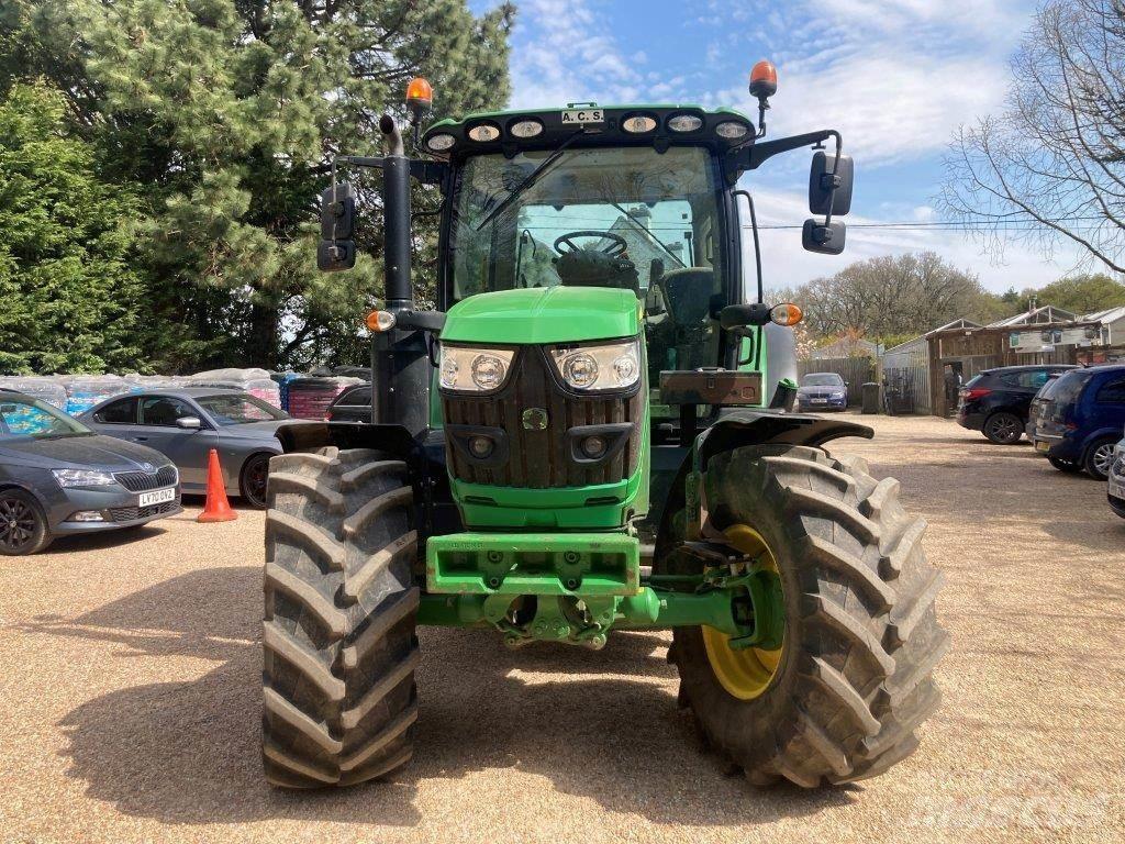 John Deere 6130R 曳引機