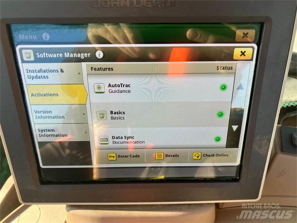 John Deere 6135R 曳引機